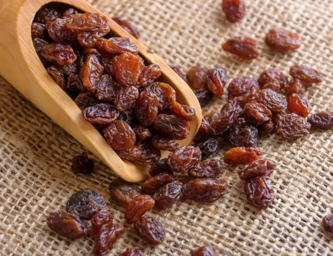 Potential Benefits of Eating Raisins